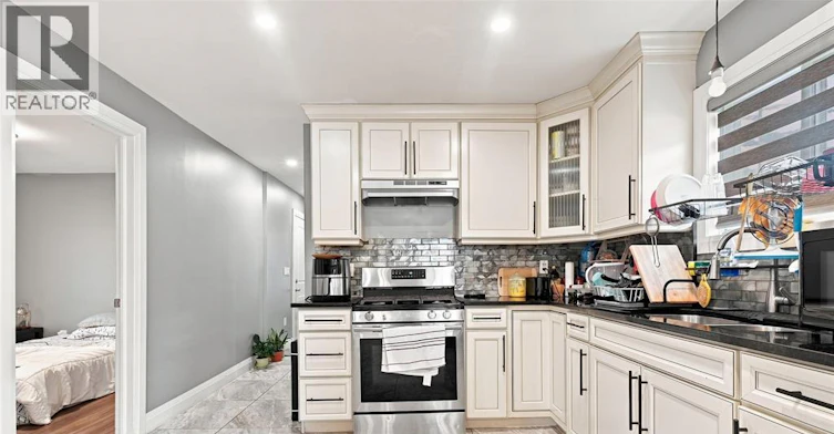 3457 Walker Road, Windsor, ON, N8W 3S2 - 9