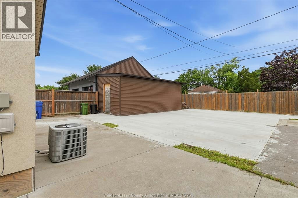 3457 Walker Road, Windsor, ON, N8W 3S2 - 18