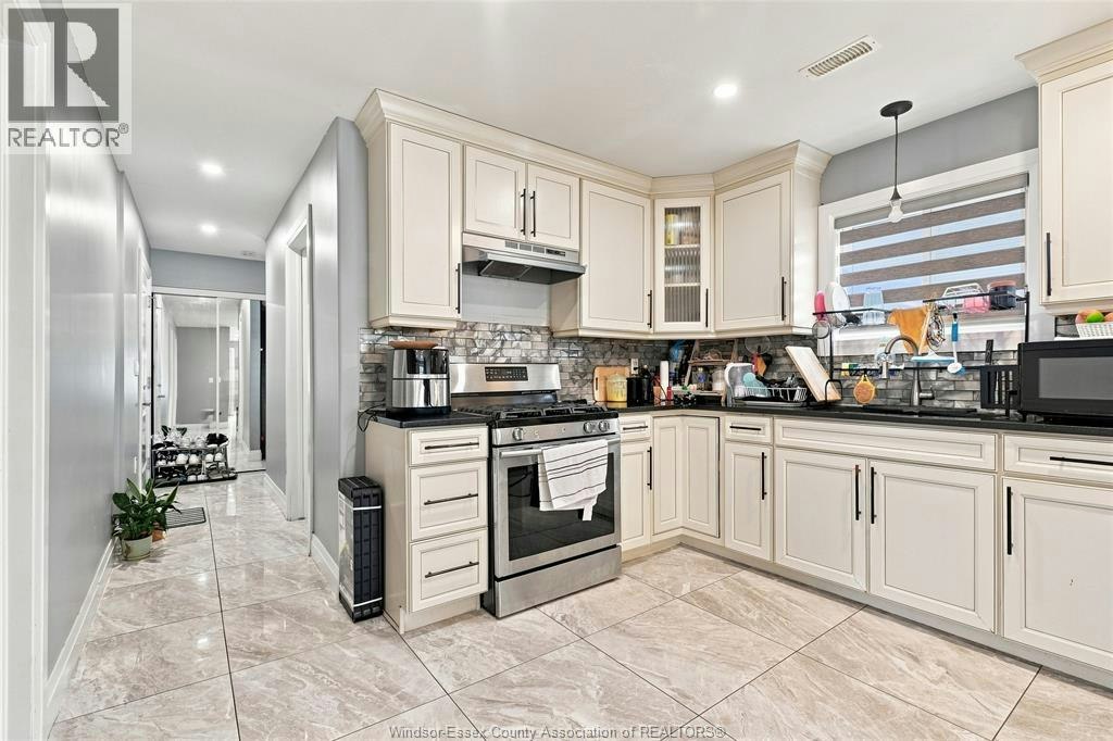 3457 Walker Road, Windsor, ON, N8W 3S2 - 11