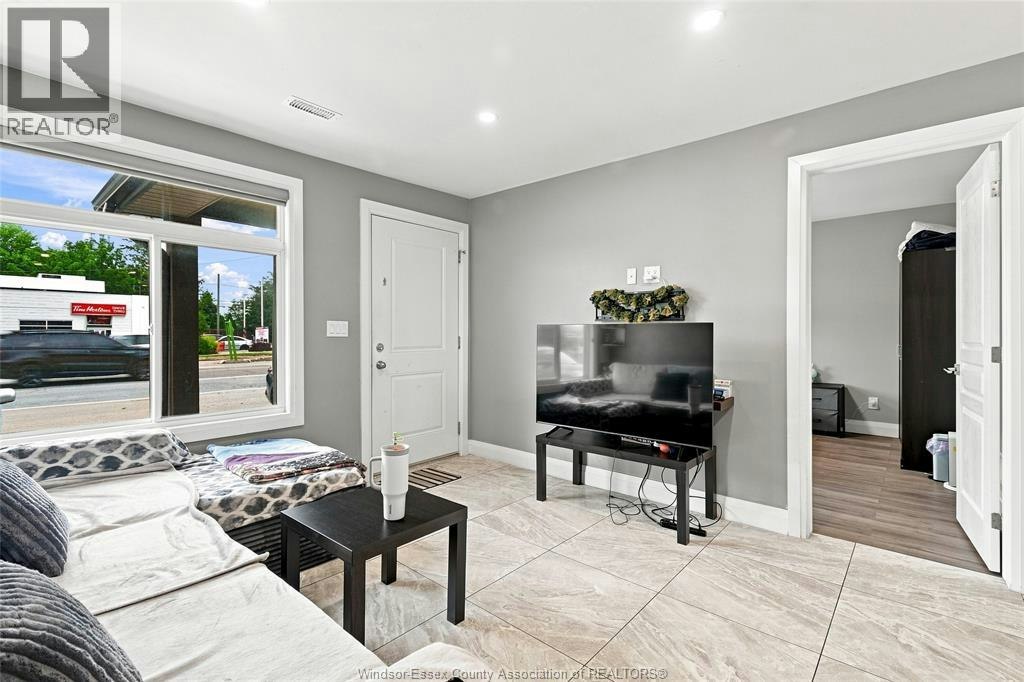 3457 Walker Road, Windsor, ON, N8W 3S2 - 6
