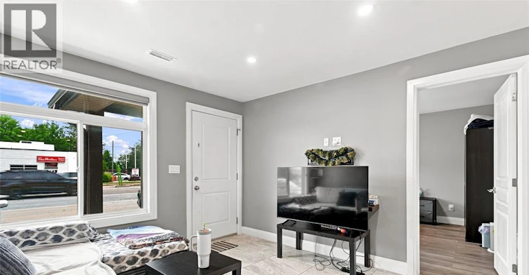 3457 Walker Road, Windsor, ON, N8W 3S2 - 6