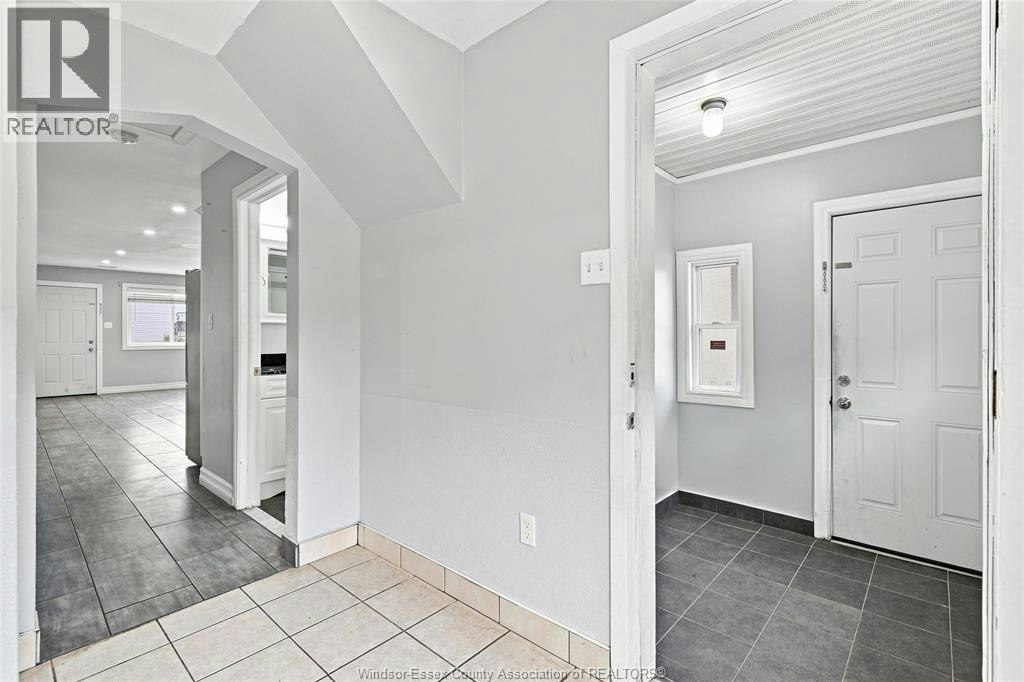 3453 Walker Road, Windsor, ON, N8W 3S2 - 13