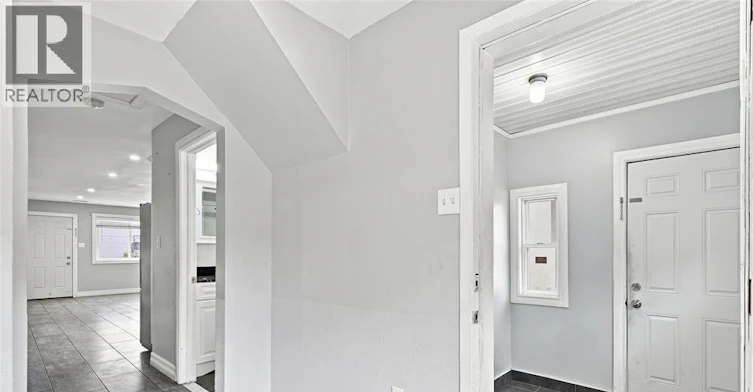 3453 Walker Road, Windsor, ON, N8W 3S2 - 13