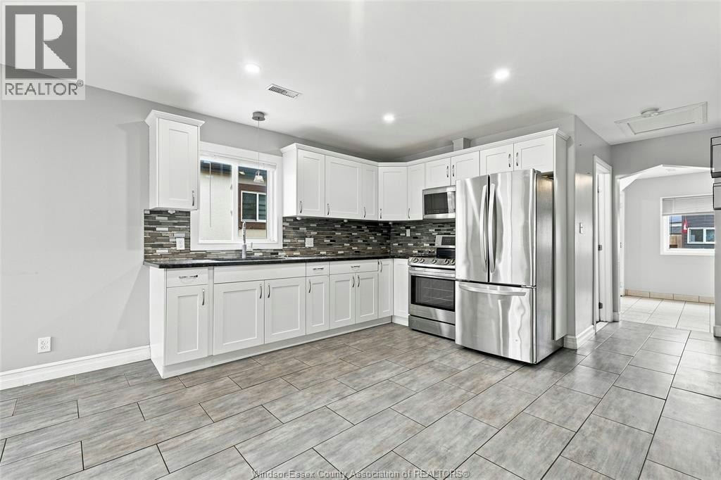 3453 Walker Road, Windsor, ON, N8W 3S2 - 6