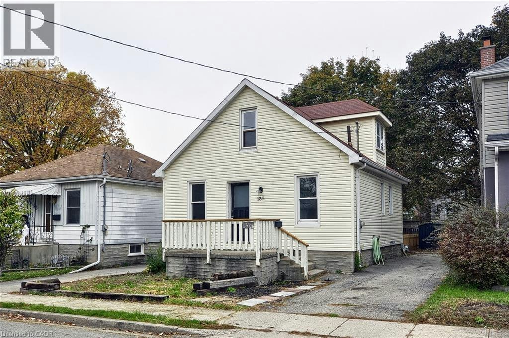 13-1/2 Waterside Avenue, Cambridge, ON, N1R 1E8