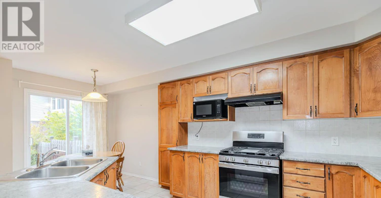 143 Gatespark Private, Ottawa, ON, K2T 1K9 - 12