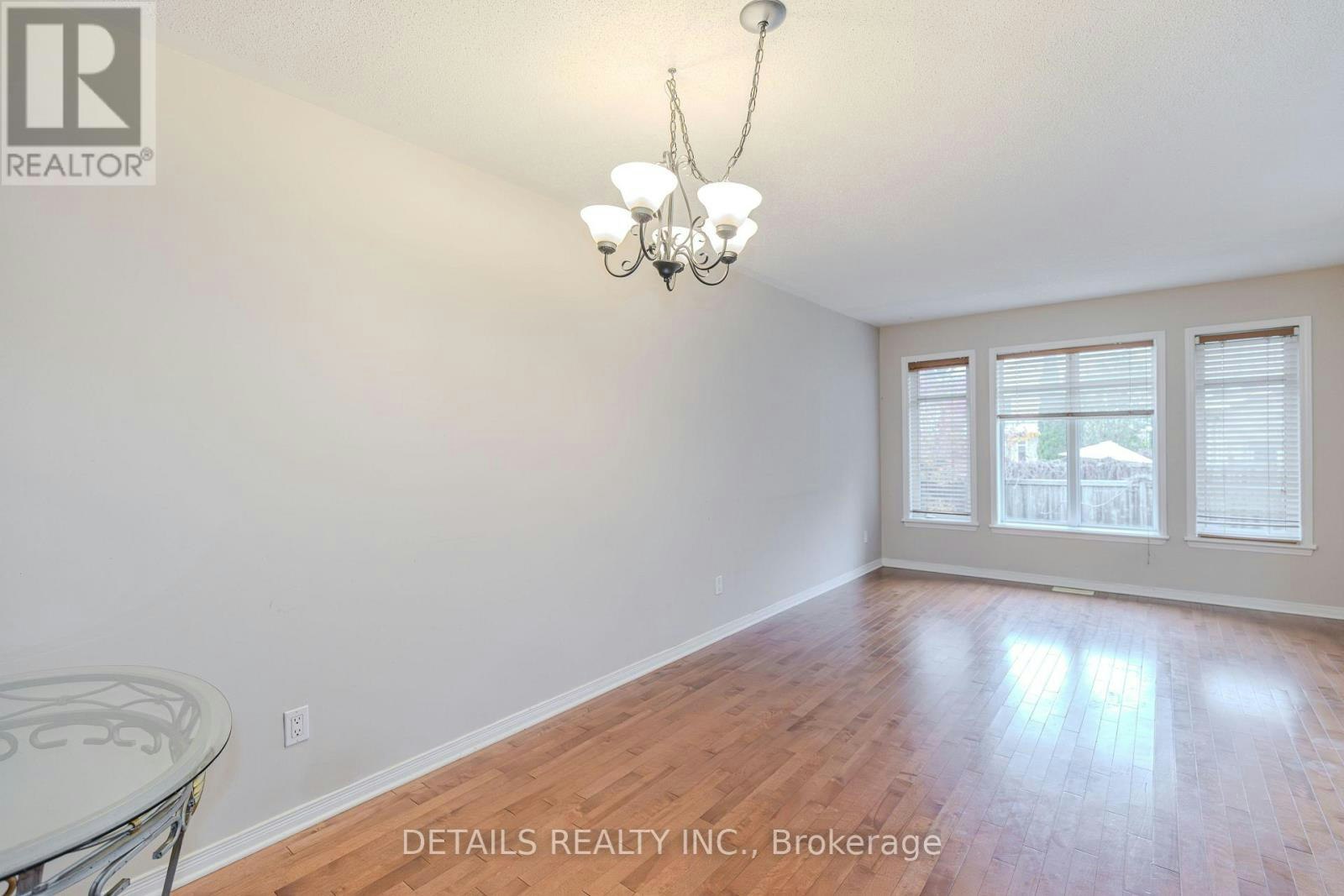 143 Gatespark Private, Ottawa, ON, K2T 1K9 - 6