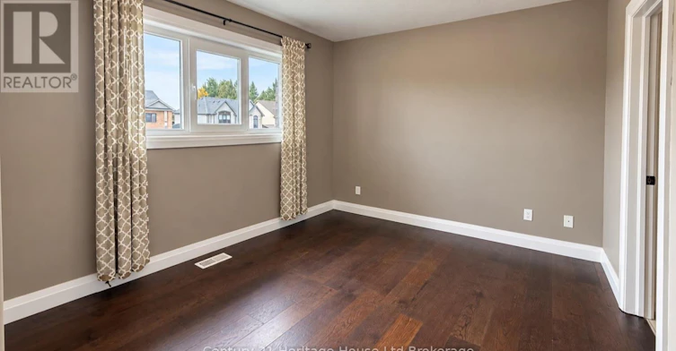 812 Halifax Road, Woodstock, ON, N4T 0C6 - 9