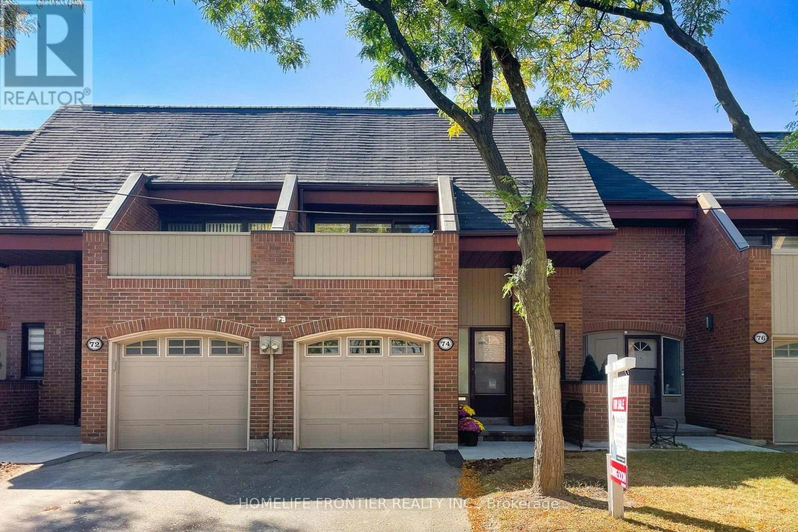 74 Flaming Roseway, Toronto, ON, M2N 5W8