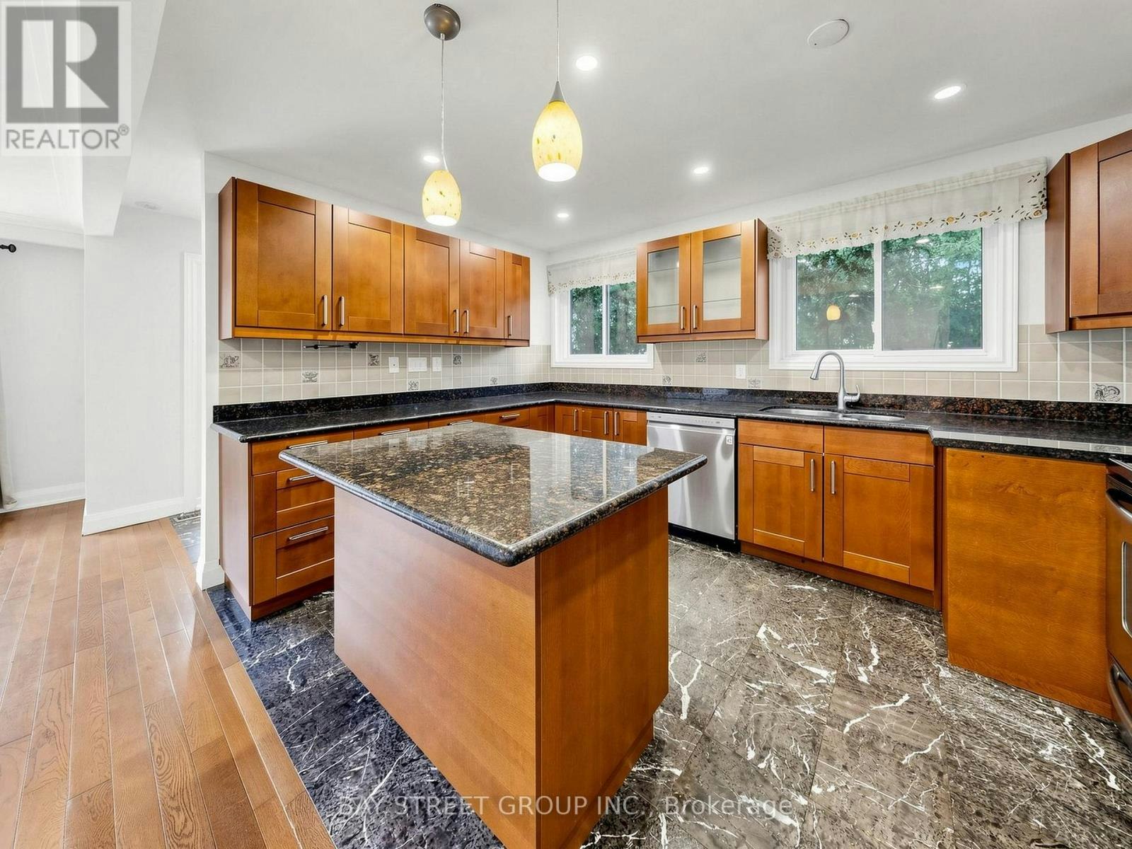 6 Albert Street, Markham, ON, L3P 2T2 - 12