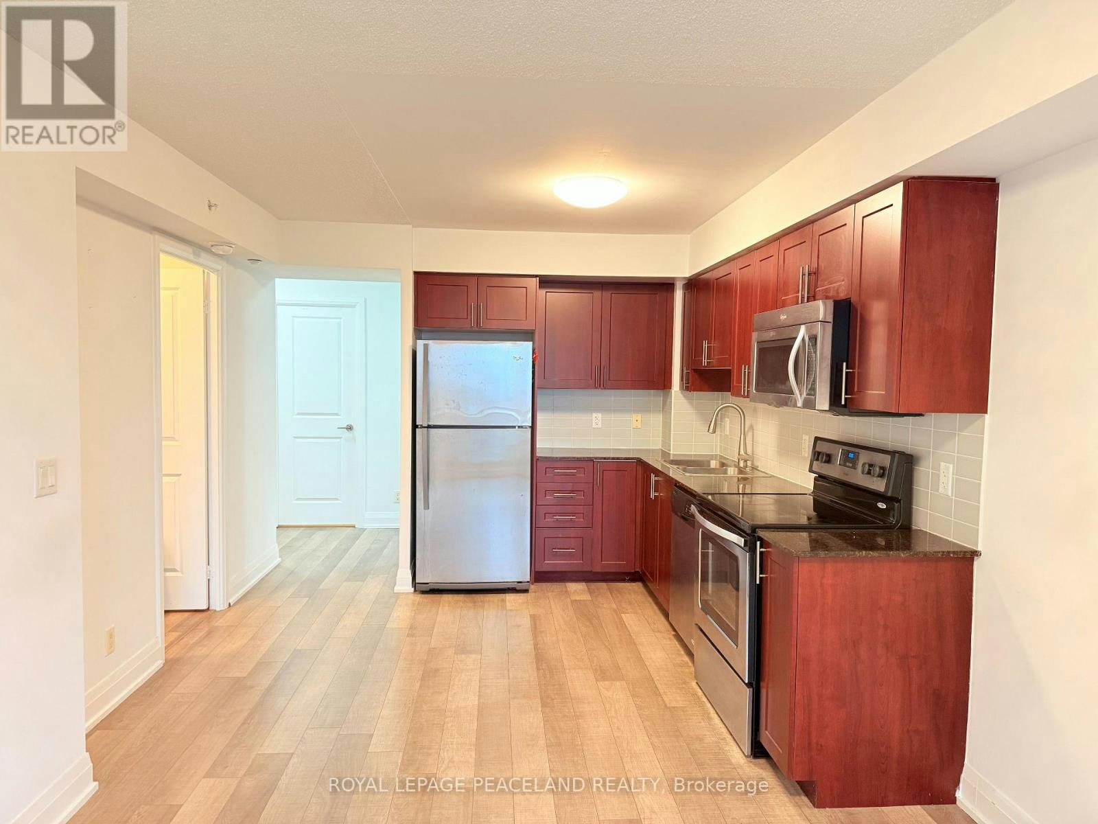 727-372 7 Highway E, Richmond Hill, ON, L4B 0C6 - 5