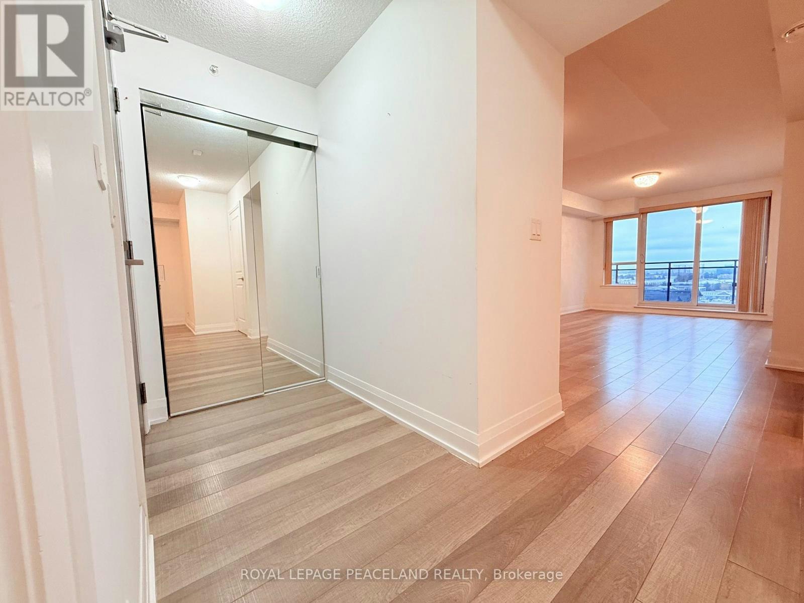 727-372 7 Highway E, Richmond Hill, ON, L4B 0C6 - 3