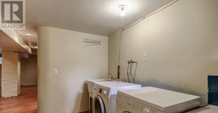 89 Fern Avenue, Toronto, ON, M6R 1K2 - 31
