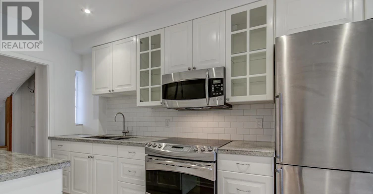 89 Fern Avenue, Toronto, ON, M6R 1K2 - 13