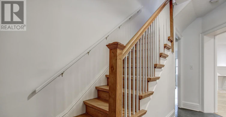 89 Fern Avenue, Toronto, ON, M6R 1K2 - 28