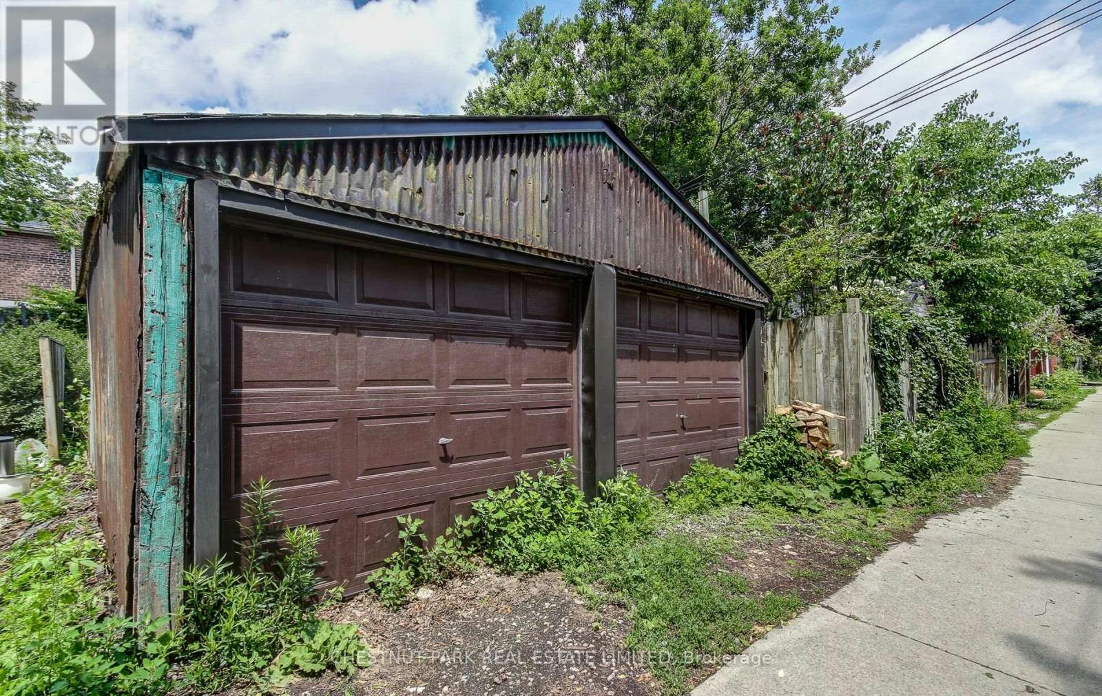89 Fern Avenue, Toronto, ON, M6R 1K2 - 36