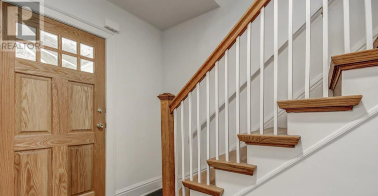 89 Fern Avenue, Toronto, ON, M6R 1K2 - 4