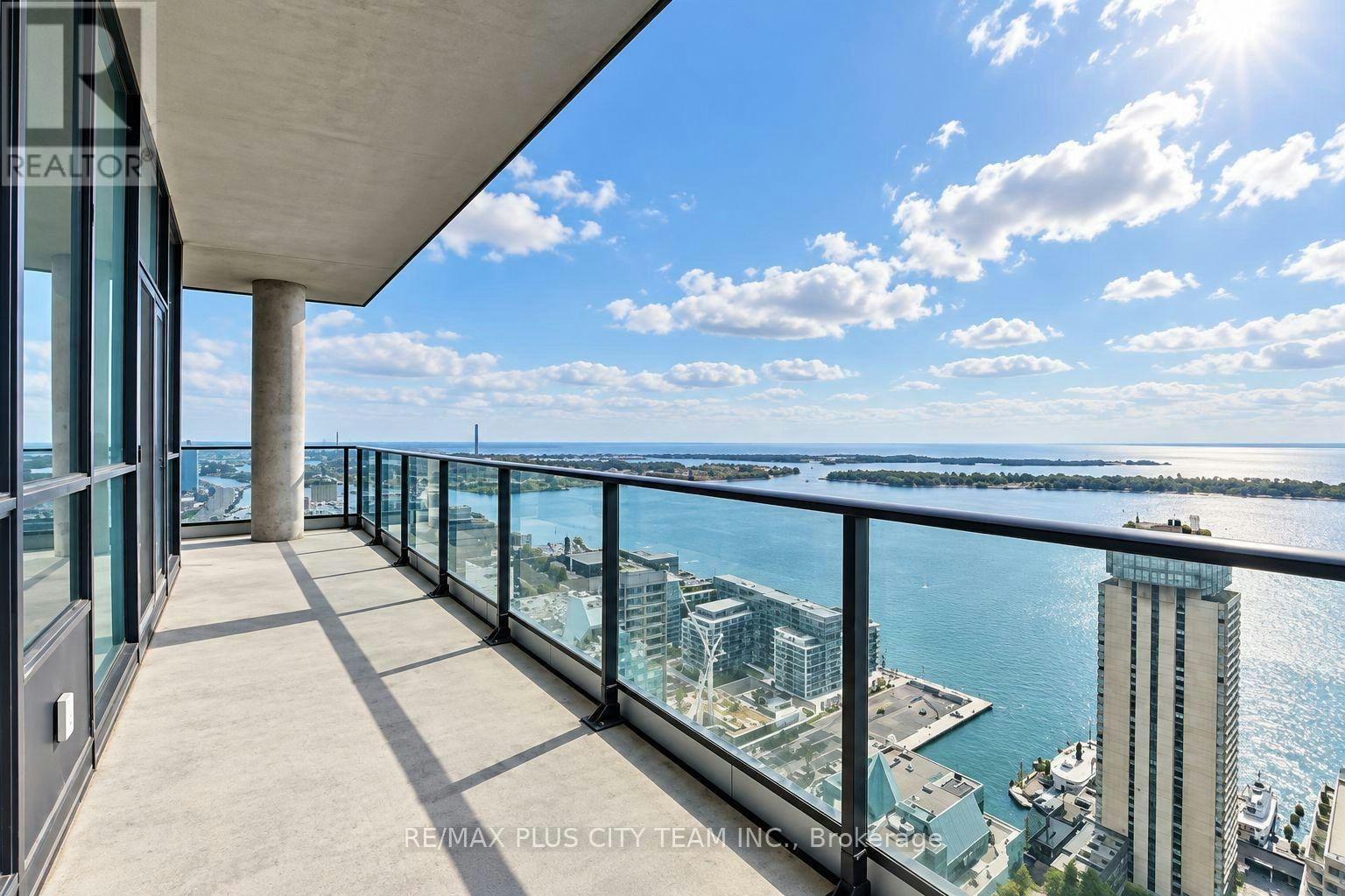 5005-33 Bay Street, Toronto, ON, M5J 2Z3