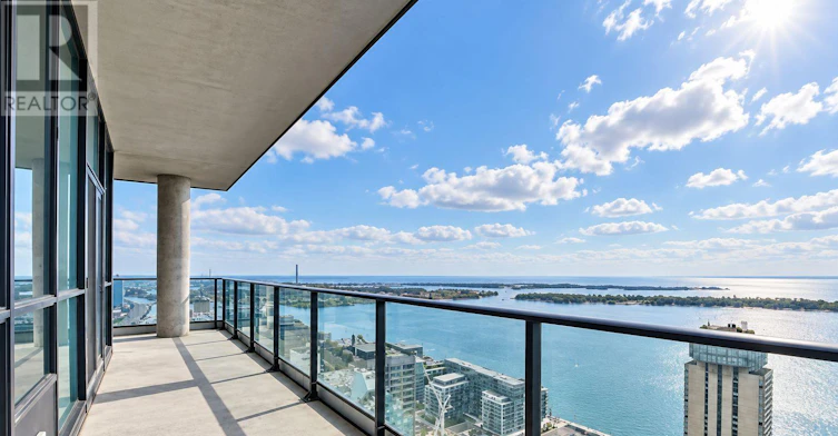 5005-33 Bay Street, Toronto, ON, M5J 2Z3