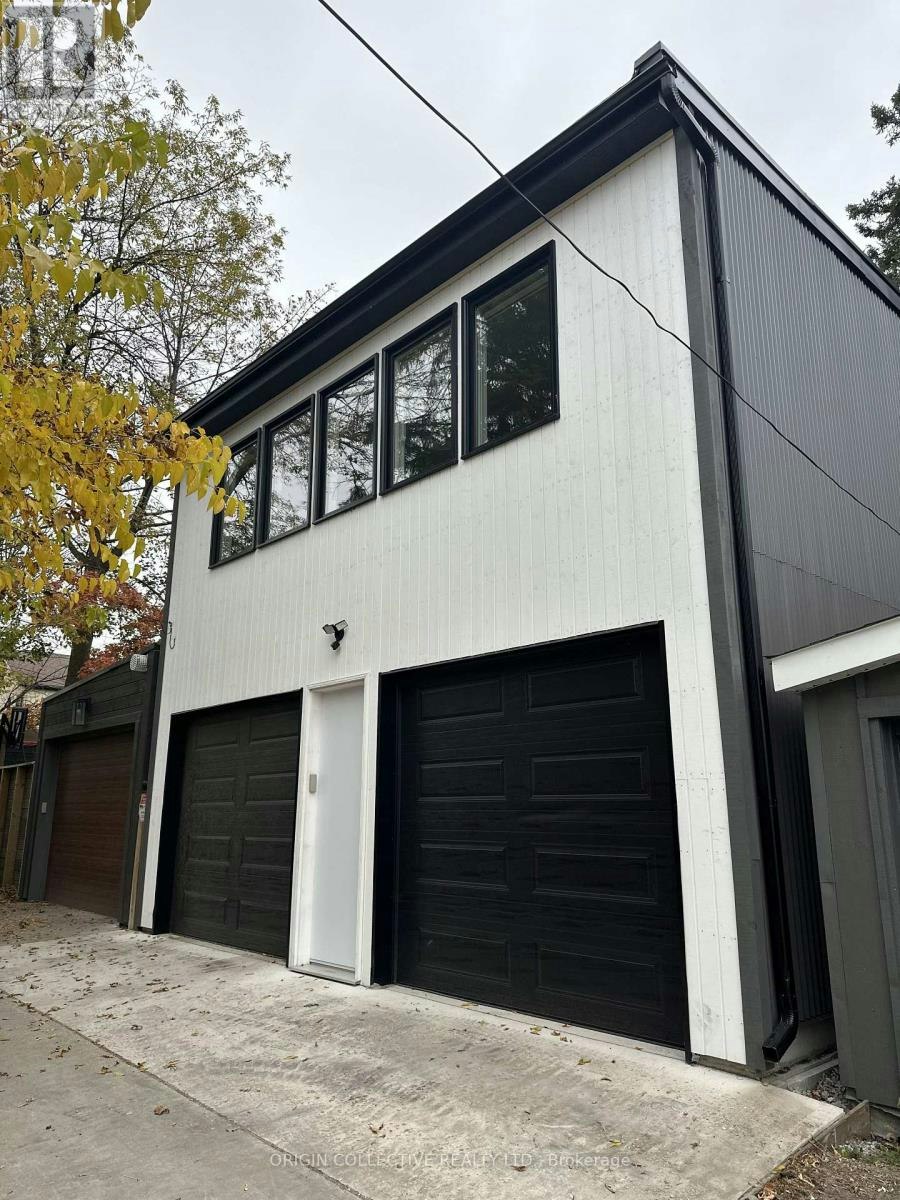 8 Oakdene Crescent, Toronto, ON, M4J 4H9 - 16