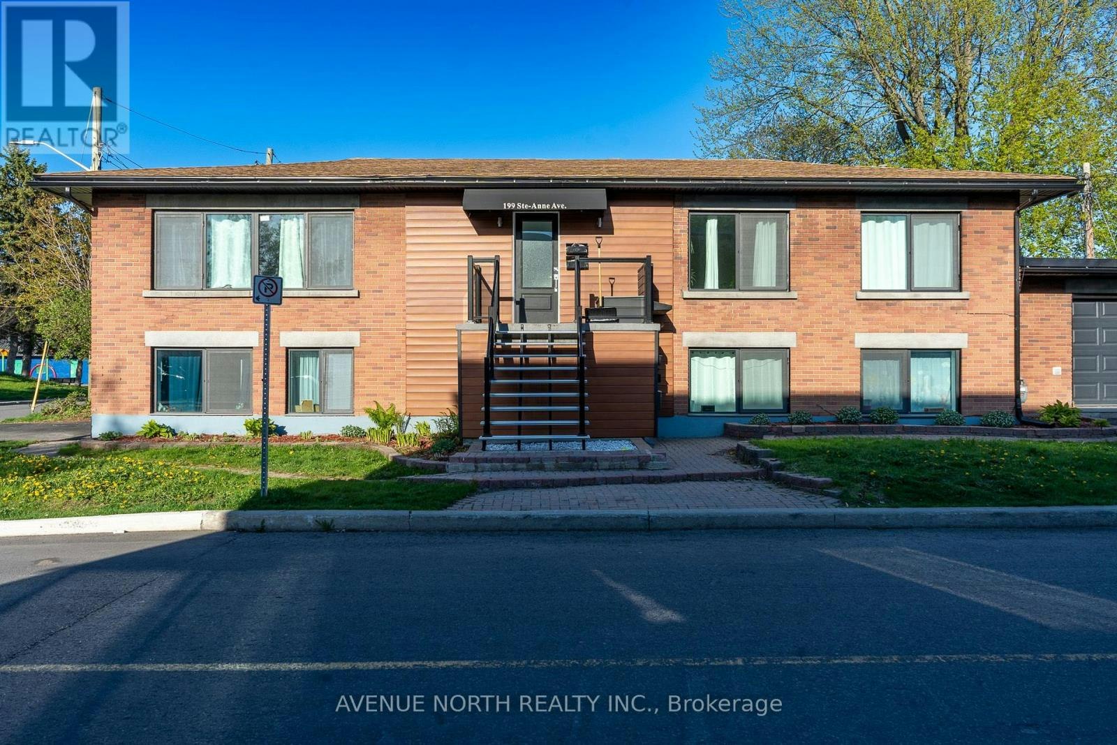 1-199 Ste Anne Street, Ottawa, ON, K1L 7B8