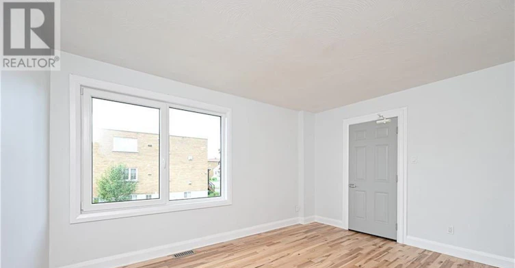 1-199 Ste Anne Street, Ottawa, ON, K1L 7B8 - 4