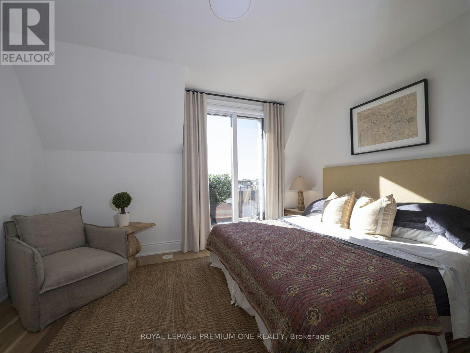 39-30 Commerce Trail, Toronto, ON, M6N 0C2 - 21