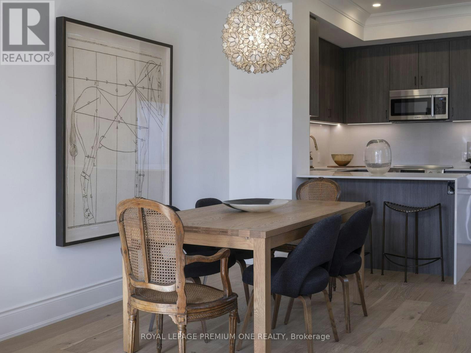 39-30 Commerce Trail, Toronto, ON, M6N 0C2 - 8