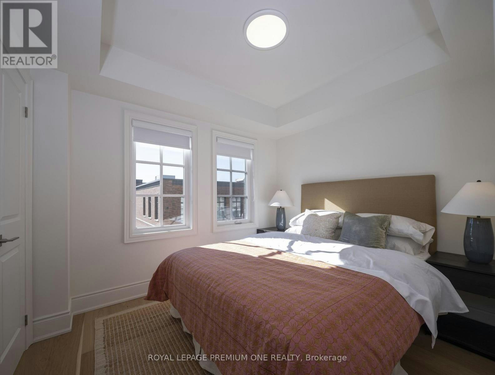 39-30 Commerce Trail, Toronto, ON, M6N 0C2 - 17