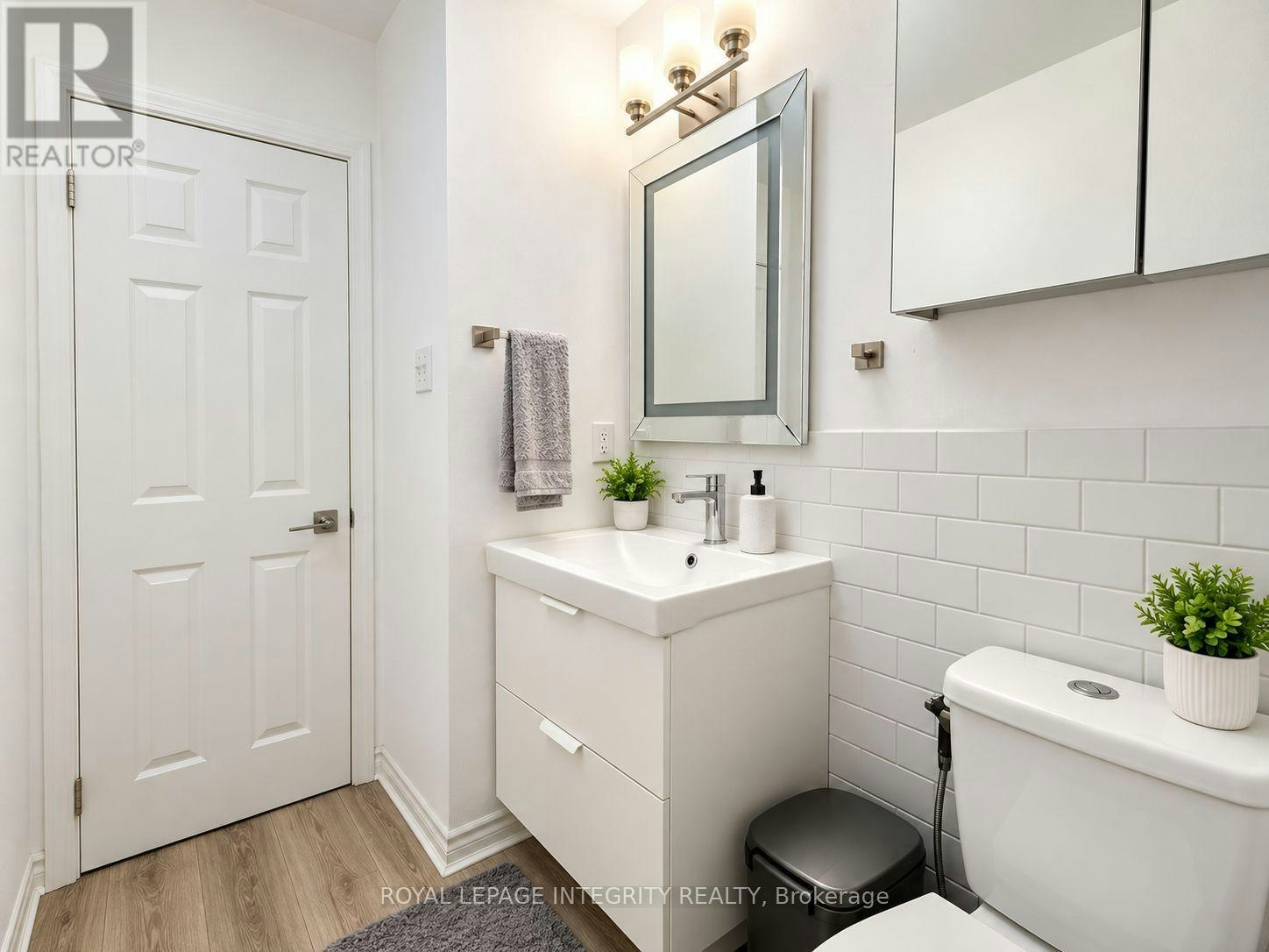 UPPER-58 Binscarth Crescent, Ottawa, ON, K2L 1S1 - 13