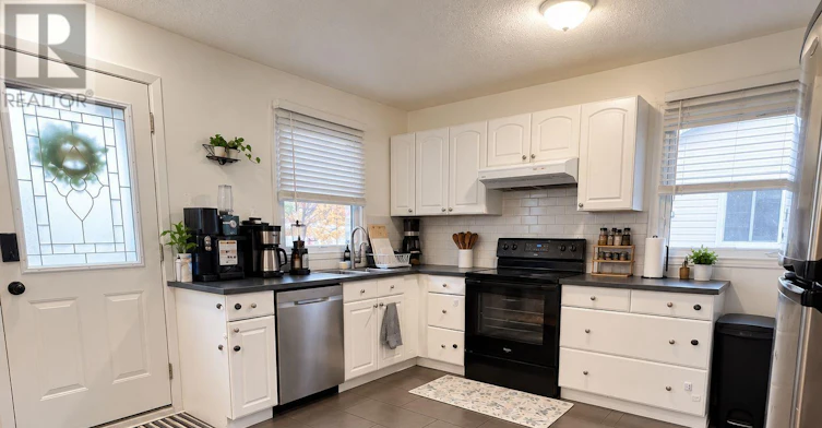 UPPER-58 Binscarth Crescent, Ottawa, ON, K2L 1S1 - 2