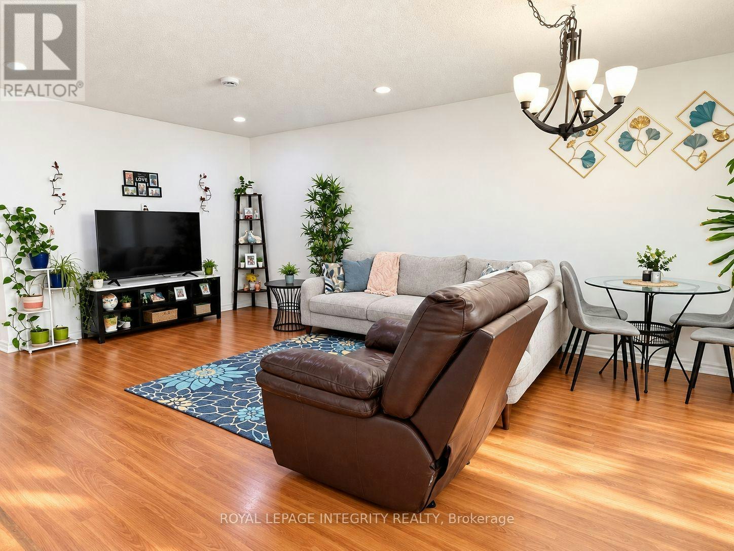 UPPER-58 Binscarth Crescent, Ottawa, ON, K2L 1S1 - 4