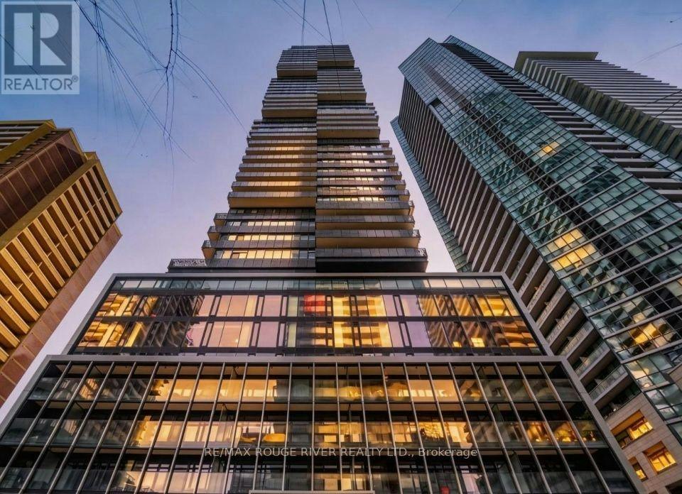 3808-55 Charles Street E, Toronto, ON, M4Y 0J1
