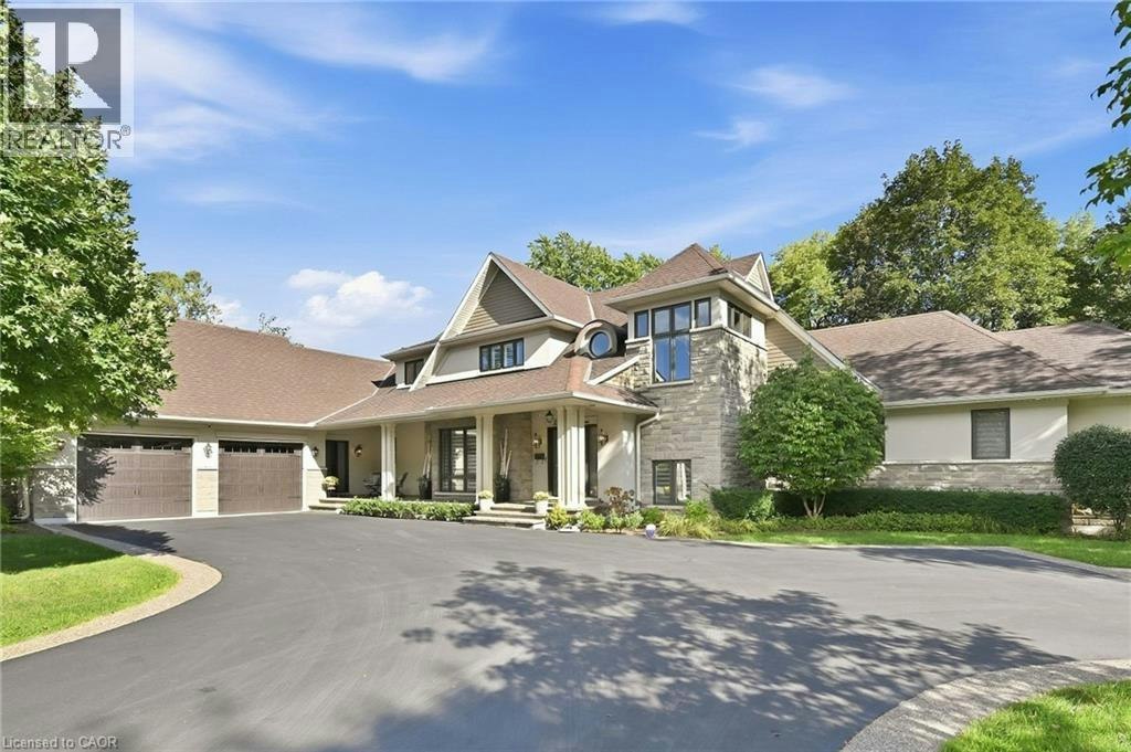 534 Ann Avenue, Burlington, ON, L7T 2S6