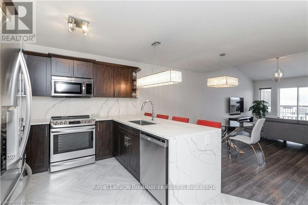 31 Chinook Street, Belleville, ON, K8P 0C6 - 6