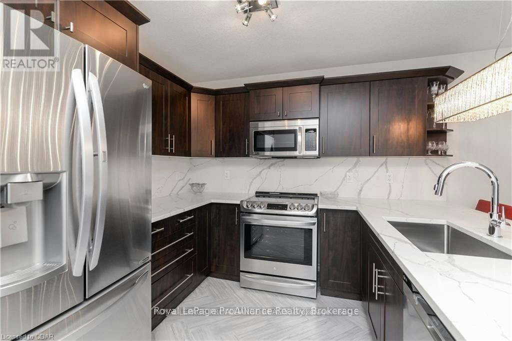 31 Chinook Street, Belleville, ON, K8P 0C6 - 8