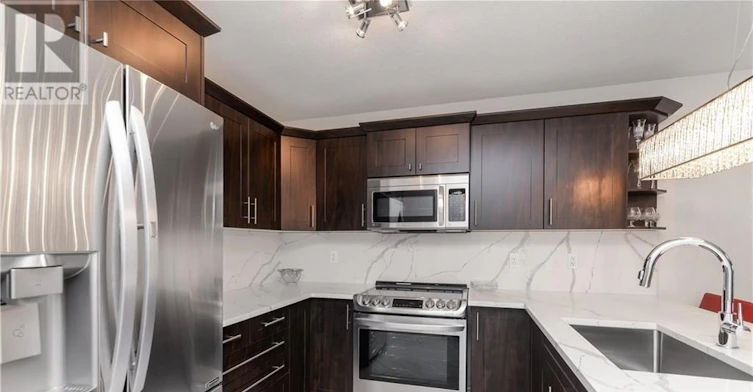 31 Chinook Street, Belleville, ON, K8P 0C6 - 8