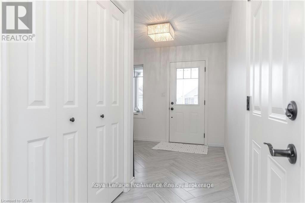 31 Chinook Street, Belleville, ON, K8P 0C6 - 3