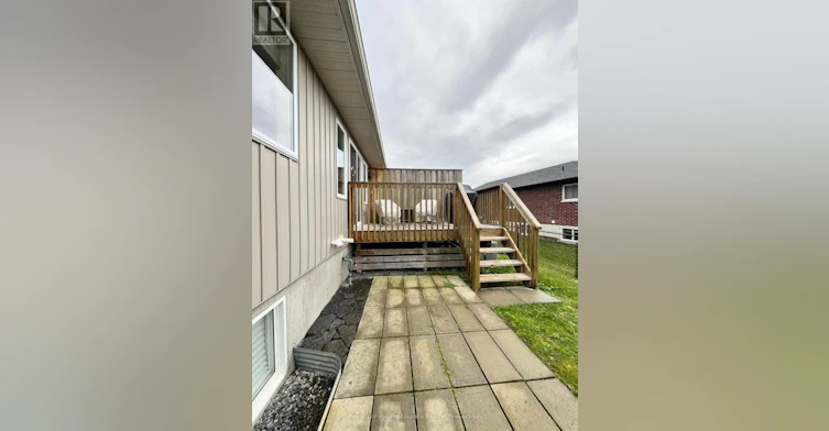 31 Chinook Street, Belleville, ON, K8P 0C6 - 23