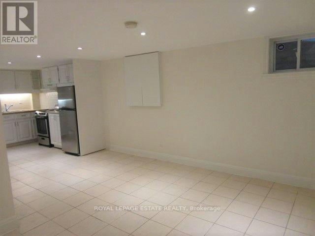 BSMT-190 Wineva Avenue, Toronto, ON, M4E 2T4 - 6
