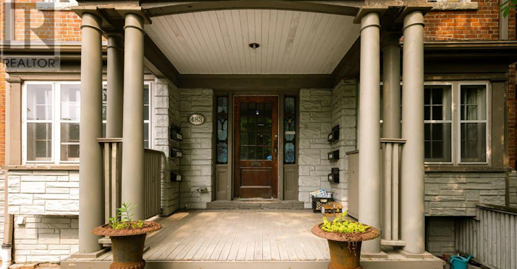 2B-483 Parkside Drive, Toronto, ON, M6R 2Z9 - 2
