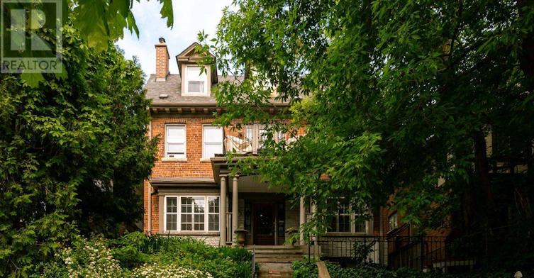 2B-483 Parkside Drive, Toronto, ON, M6R 2Z9