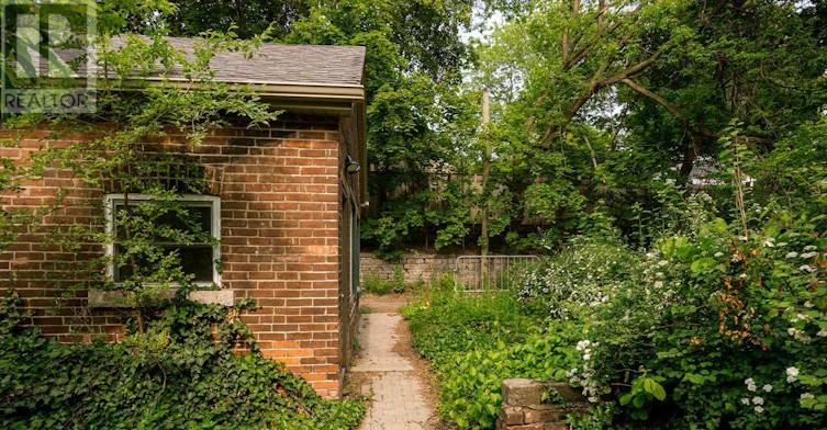 2B-483 Parkside Drive, Toronto, ON, M6R 2Z9 - 23
