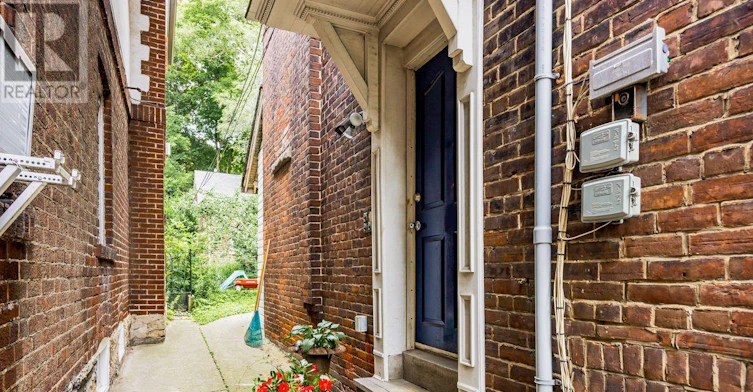 2B-483 Parkside Drive, Toronto, ON, M6R 2Z9 - 3