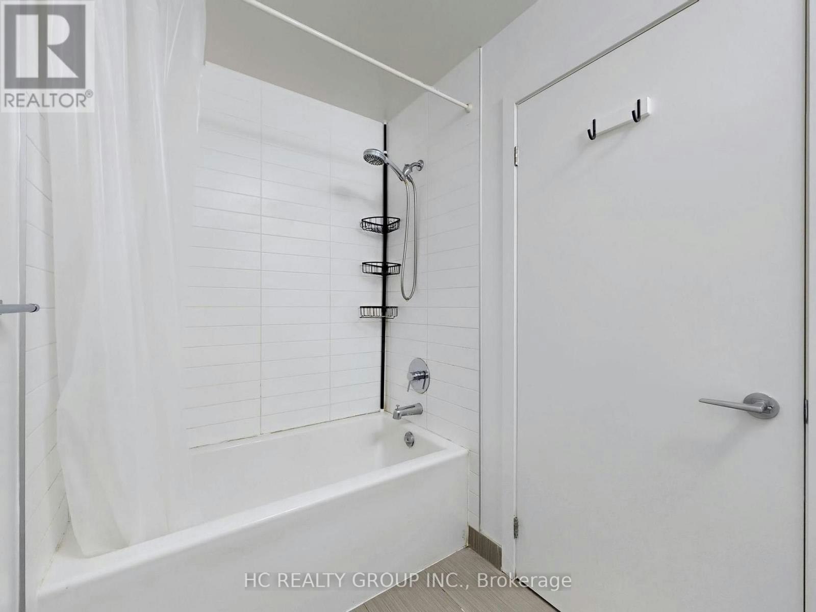 229-70 Forest Manor Road, Toronto, ON, M2J 0A9 - 10