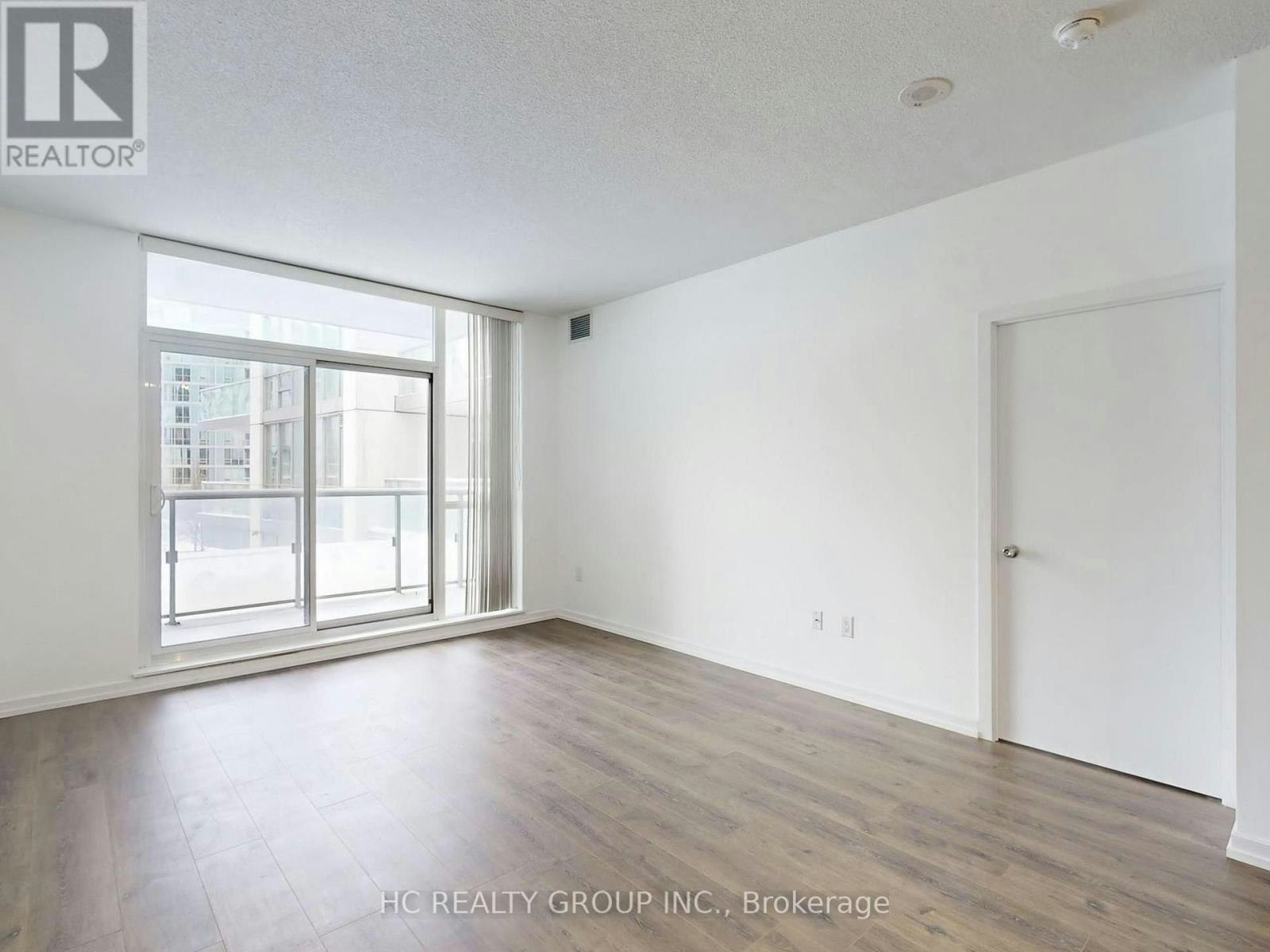 229-70 Forest Manor Road, Toronto, ON, M2J 0A9 - 3