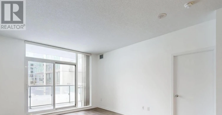 229-70 Forest Manor Road, Toronto, ON, M2J 0A9 - 3