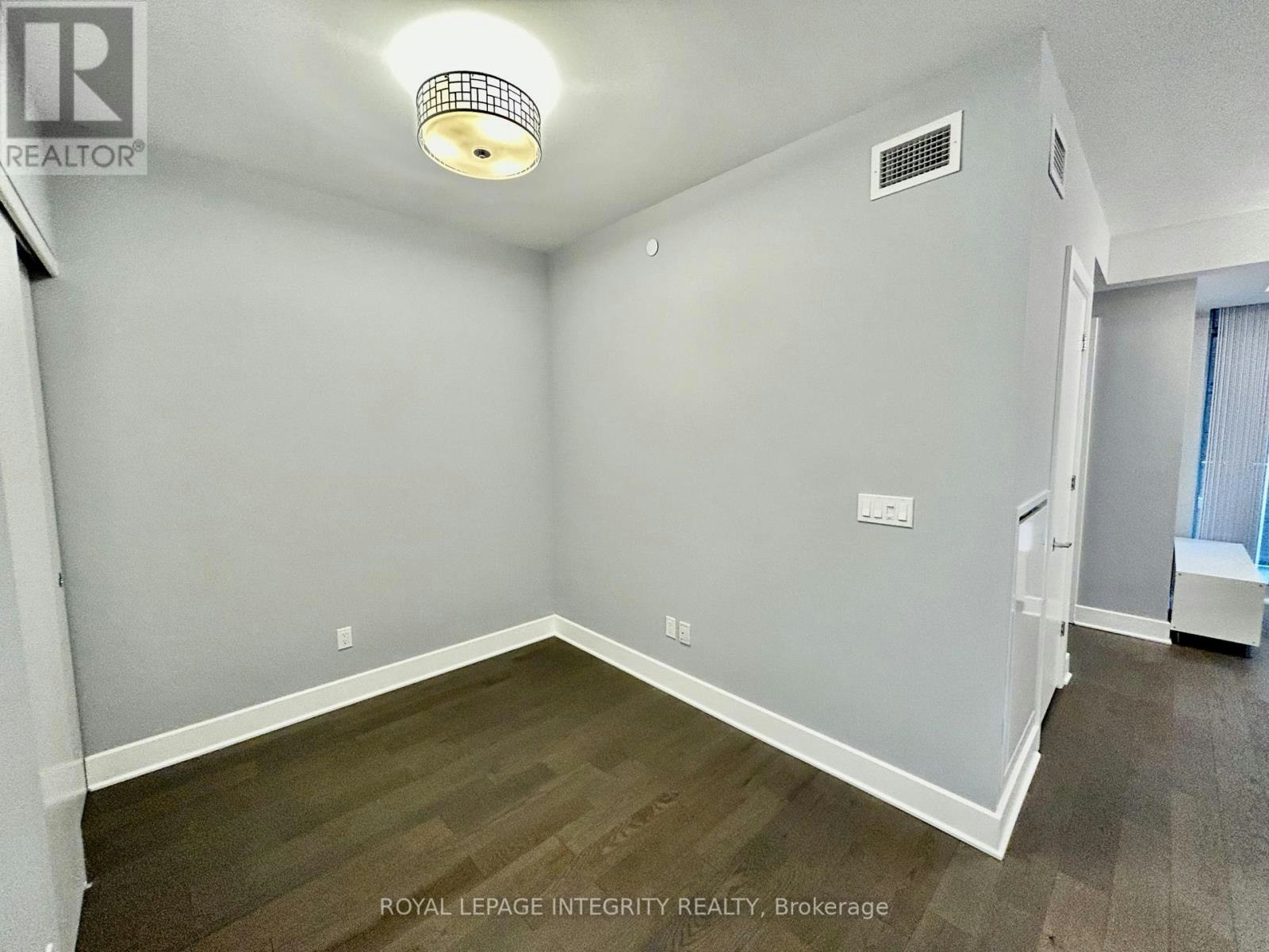 506-255 Bay Street, Ottawa, ON, K1R 0C5 - 14