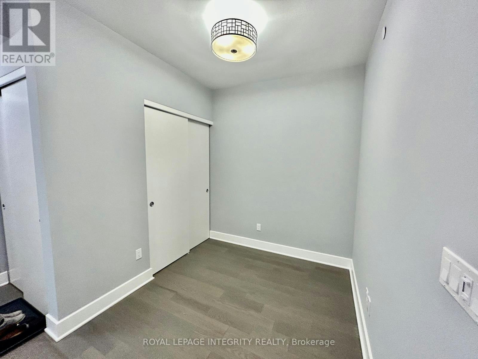 506-255 Bay Street, Ottawa, ON, K1R 0C5 - 13