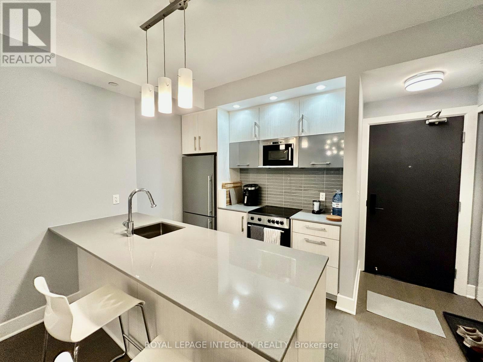506-255 Bay Street, Ottawa, ON, K1R 0C5 - 3